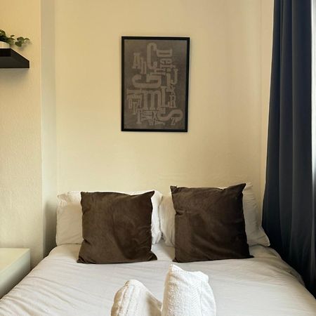 2 Bed Apt Sofa Bed Up To 6 London Luaran gambar