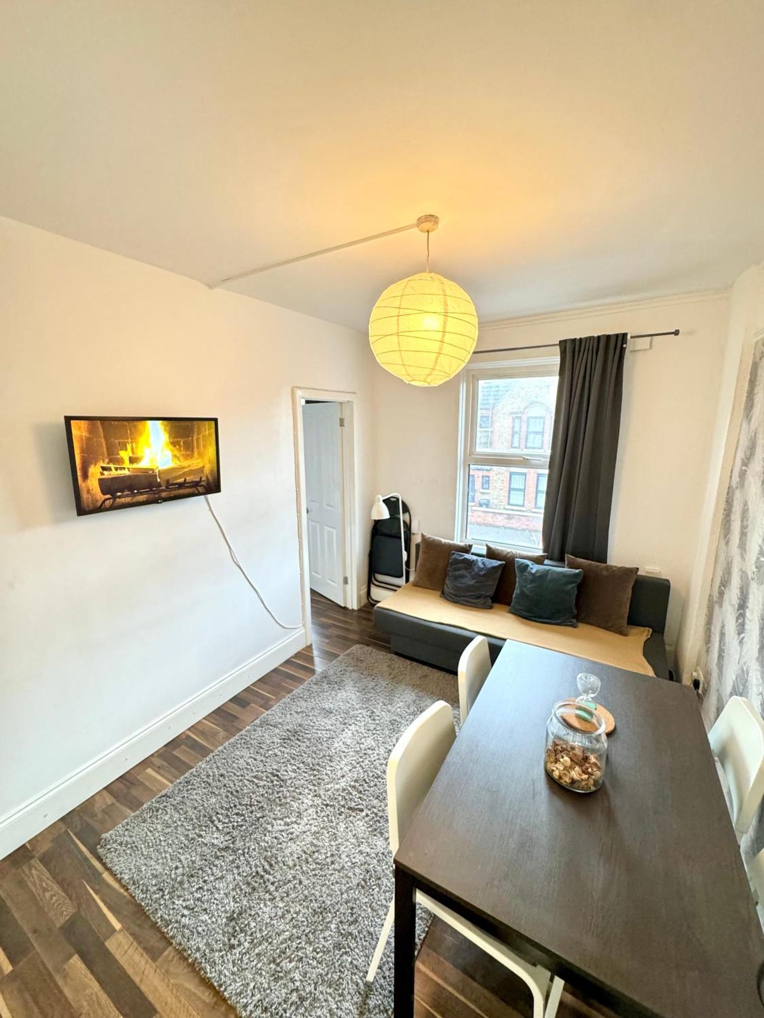 2 Bed Apt Sofa Bed Up To 6 London Luaran gambar