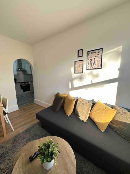 2 Bed Apt Sofa Bed Up To 6 London Luaran gambar